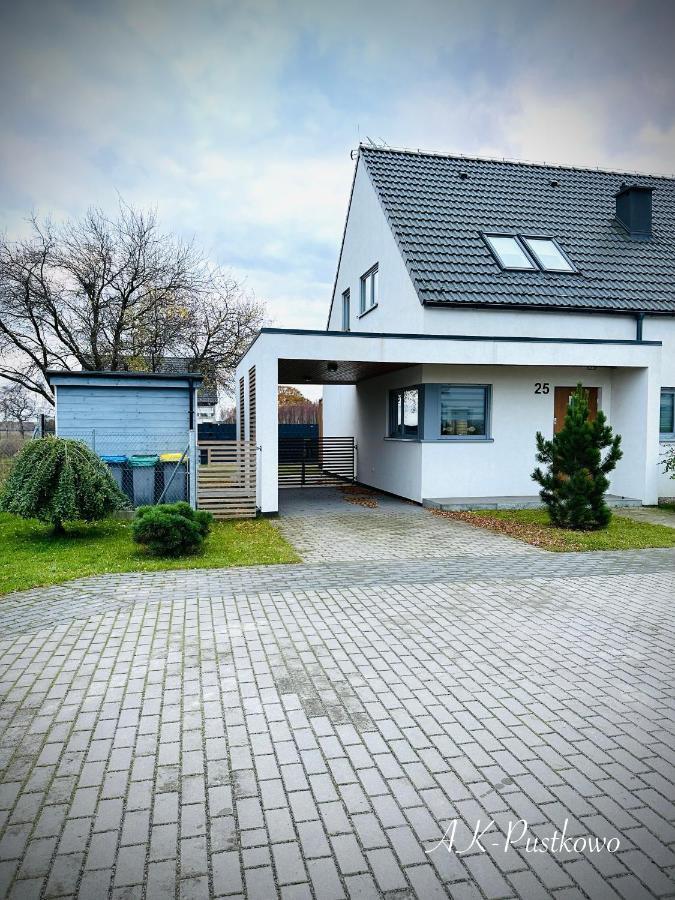 Villa Coast House 25 -Trzesacz Sunny Side Baltic Exterior foto